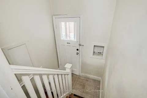 1173 Islington Avenue, Toronto, ON M8Z 4S8
