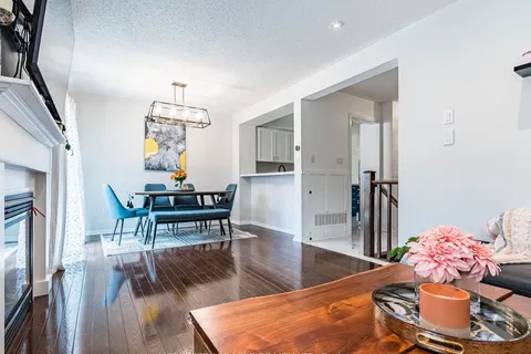 55 Mccandless Court, ON L9T 2C4
