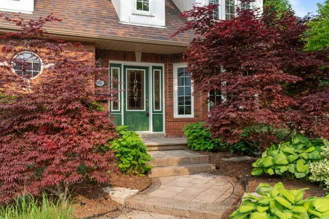 3856 Trelawny Circle, ON L5N 6S4