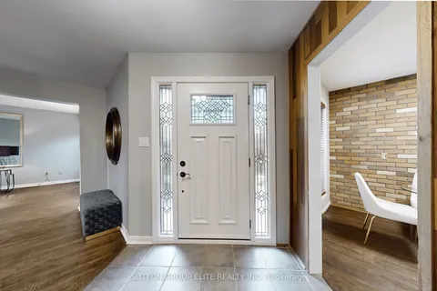 4280 Fieldgate Drive, ON L4W 2C7