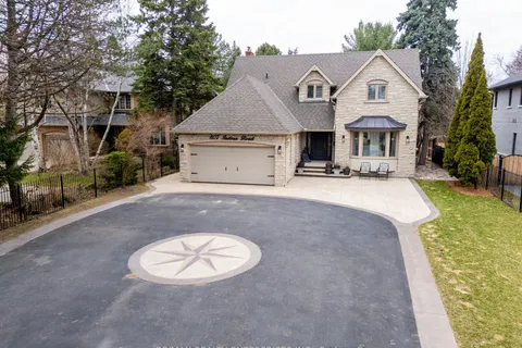 807 Indian Road, ON L5H 1R4