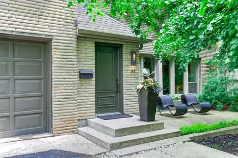 44 Anglesey Boulevard, ON M9A 3B5