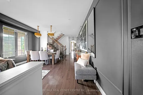 36 BONNIE BRAES Drive, Brampton, ON L6Y 0G8
