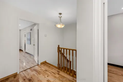 68 Carrie Crescent, ON L6Y 4Y6