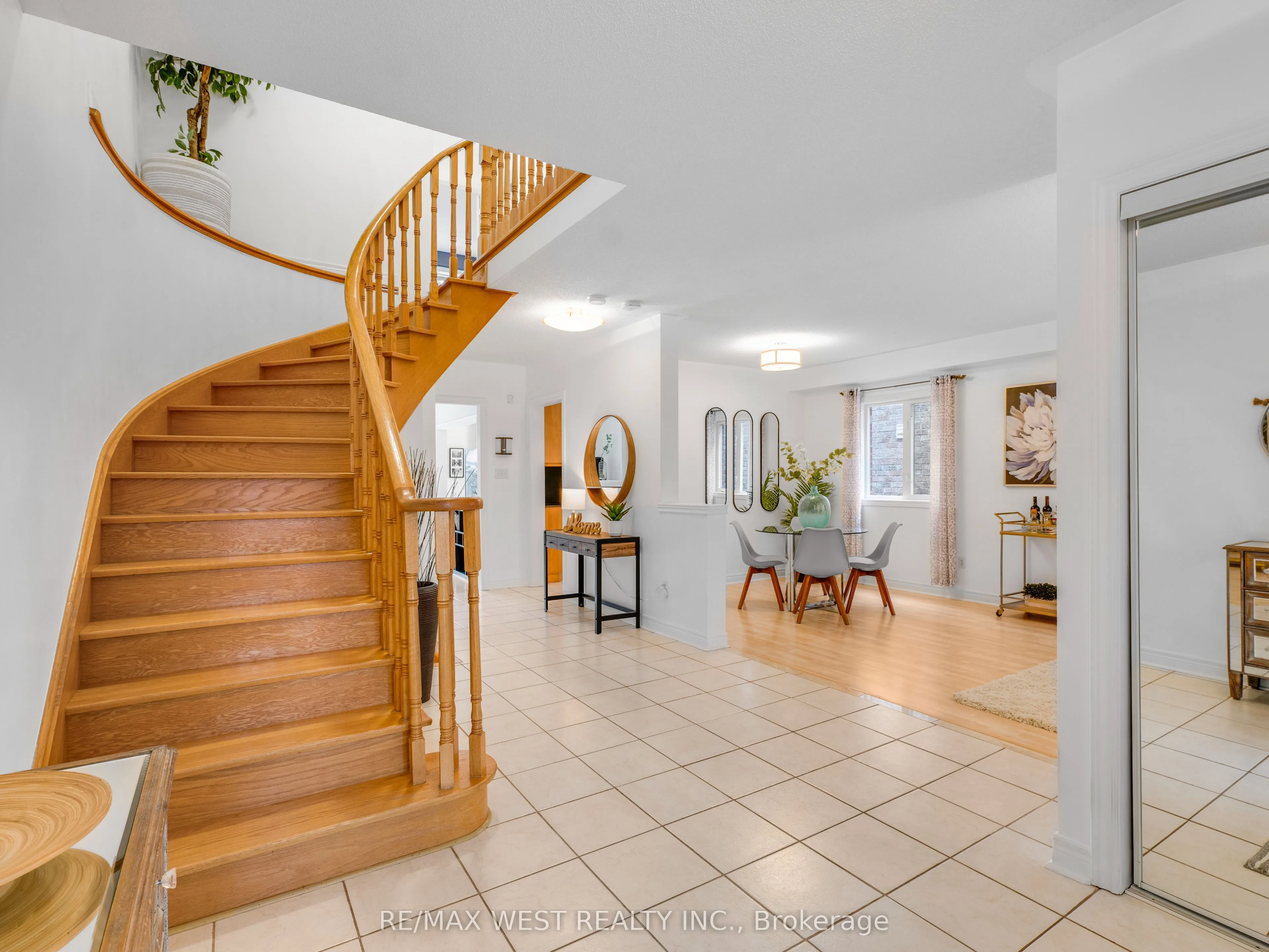 26 Shady Glen Crescent, ON L7E 2K4