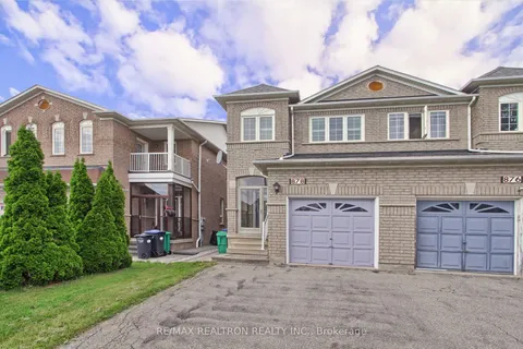 878 Khan Crescent, Mississauga, ON L5V 2R4