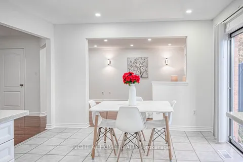 7 Gabrielle Drive, Brampton, ON L7A 2A3