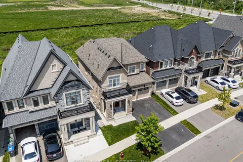 12 Wainwright Drive, Brampton, ON L7A 4Y6