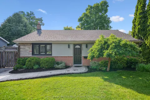 5455 Randolph Crescent, ON L7L 3C4