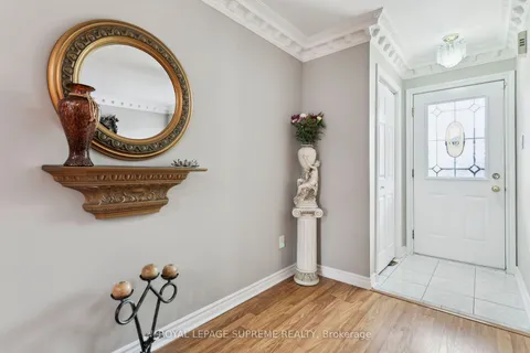 26 Guestville Avenue, ON M6N 4N2