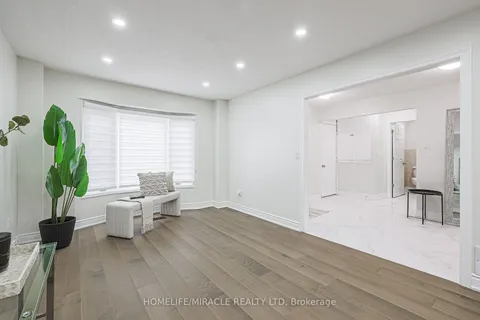 3 Hawkway Court, ON L6Y 4K7