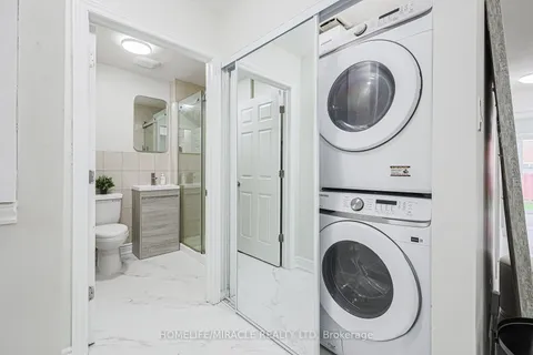 3 Hawkway Court, ON L6Y 4K7