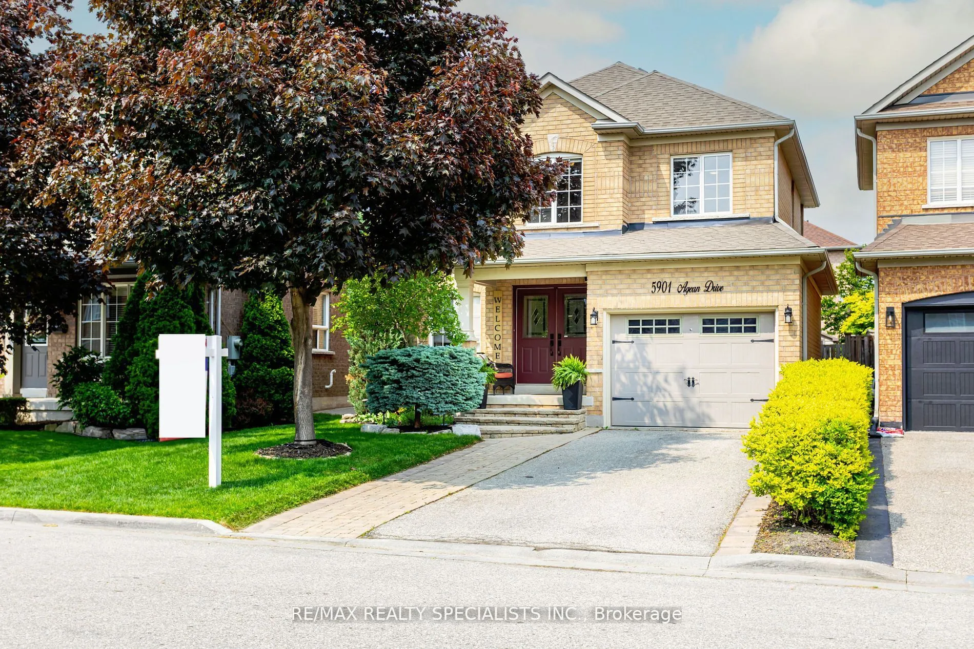 5901 Agean Drive, ON L5M 6R6