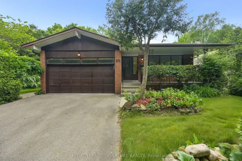 172 Glenview Drive, ON L5G 4N2