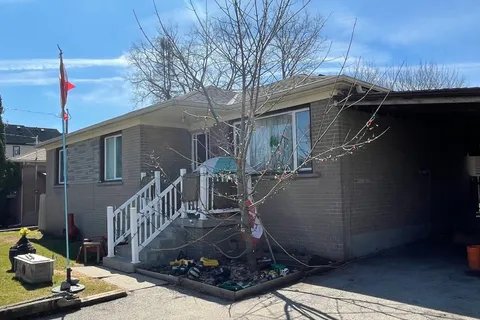 522 Weynway Court, ON L6L 4G7