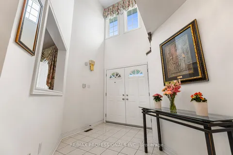 11 Riverwood Terrace, ON L7E 1S2