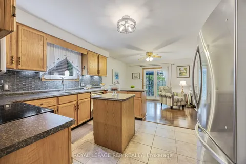 39 Passmore Avenue, Orangeville, ON L9W 4K4
