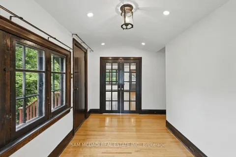 62 Maple Avenue, ON L5H 2R6