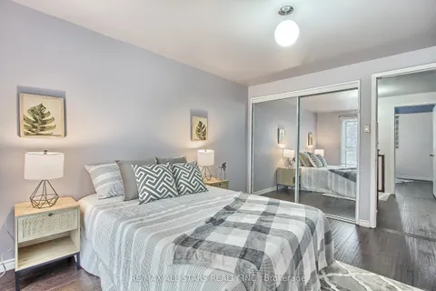 48 Archdekin Drive, ON L6V 1Y4