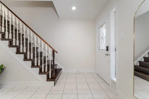 37 Zachary Drive, ON L7A 1H7