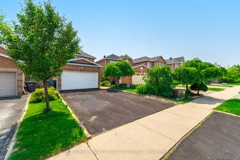 37 Zachary Drive, ON L7A 1H7