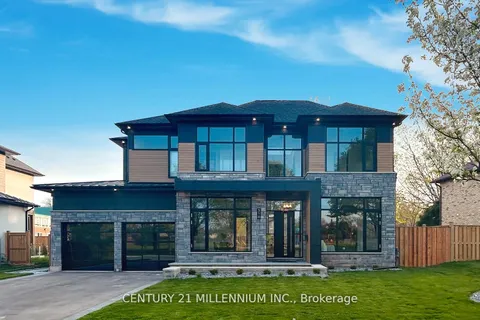 318 Tuck Drive, ON L7L 2R3