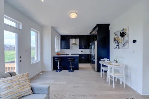 3222 Crystal Drive, ON L6M 0W8