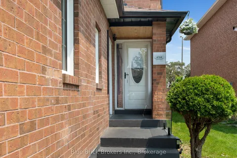 4768 Owl Circle, ON L4Z 2W1