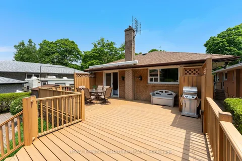 92 Inverdon Road, ON M9C 4M1