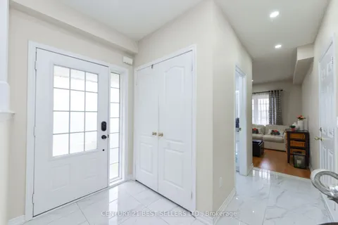 4247 Thomas Alton Boulevard, Burlington, ON L7M 0N6