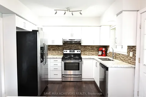 3286 Marlene Court, ON L4X 2N5
