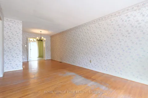 873 HOLLYHILL Court, ON L4Y 2E2