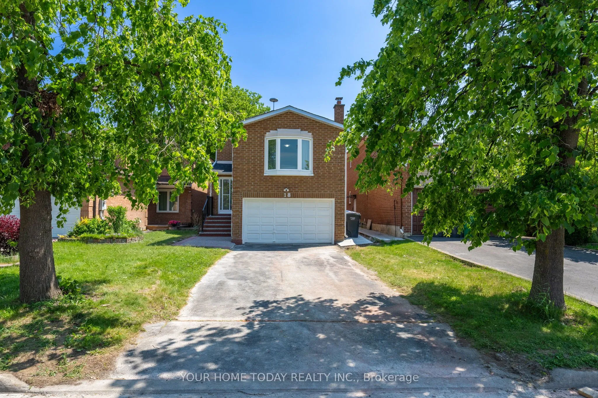 18 Alabaster Drive, ON L6V 4E4