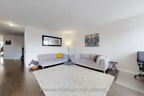 101 Bonnieglen Farm Boulevard, ON L7C 4B7