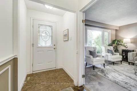 652 Auburn Crescent, ON L7L 5B2