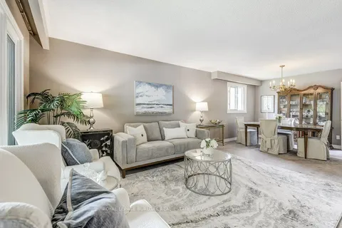 652 Auburn Crescent, ON L7L 5B2