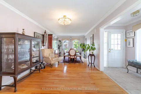 18 Sherbo Crescent, ON L7A 2A1