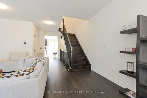 31 Faye Street, ON L6P 4M9