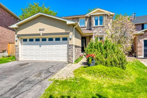 5627 Goldenbrook Drive, Mississauga, ON L5M 3W2
