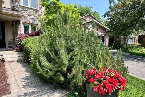 5627 Goldenbrook Drive, Mississauga, ON L5M 3W2
