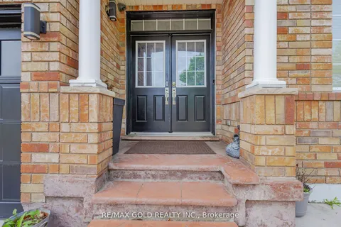 6 Bettey Road, ON L6P 1S9