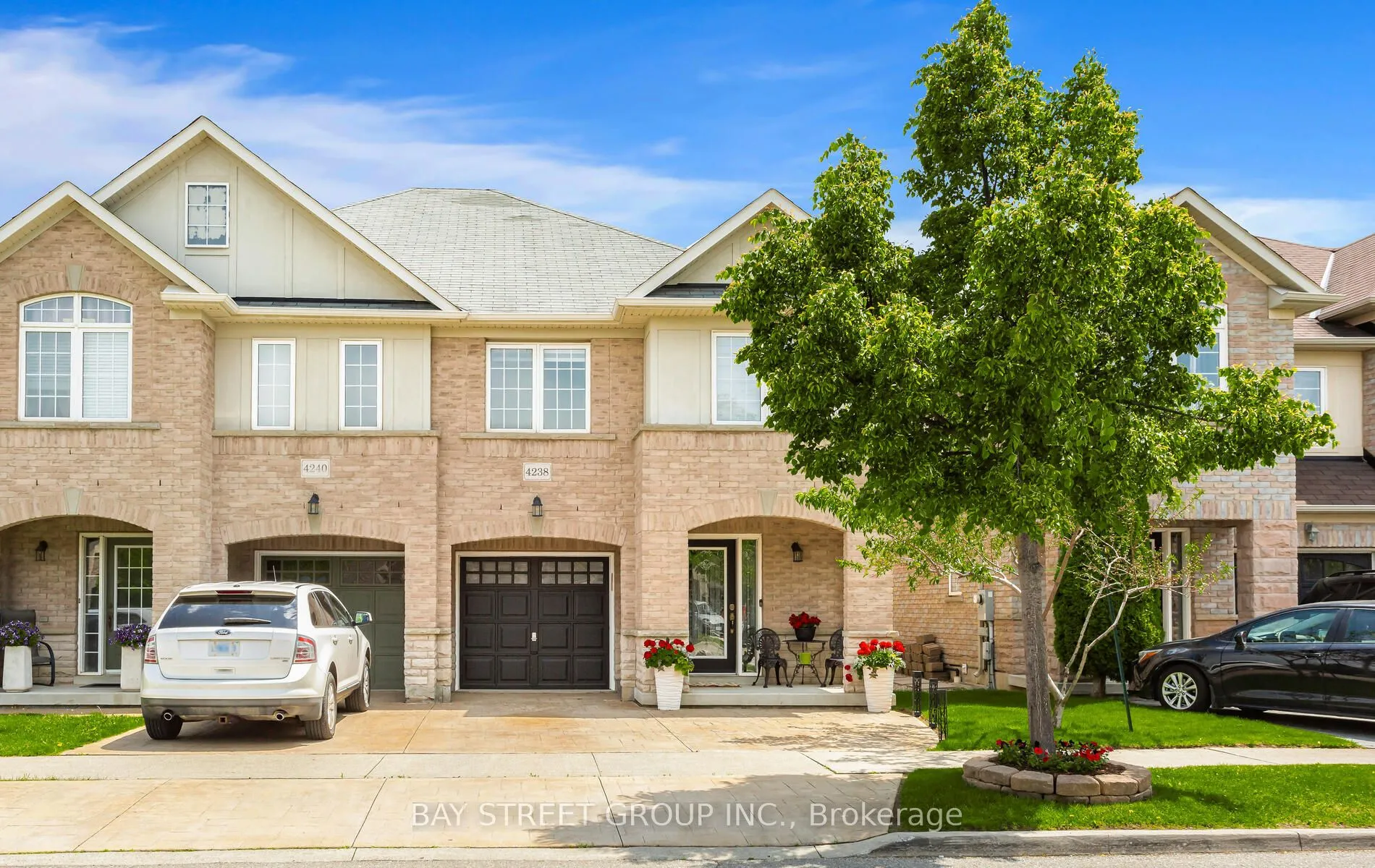 4238 Thomas Alton Boulevard, ON L7M 0M7