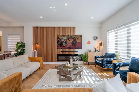 233 Valleyway Drive, ON L6X 0N9