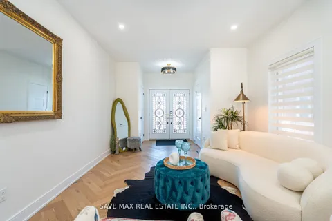 233 Valleyway Drive, ON L6X 0N9