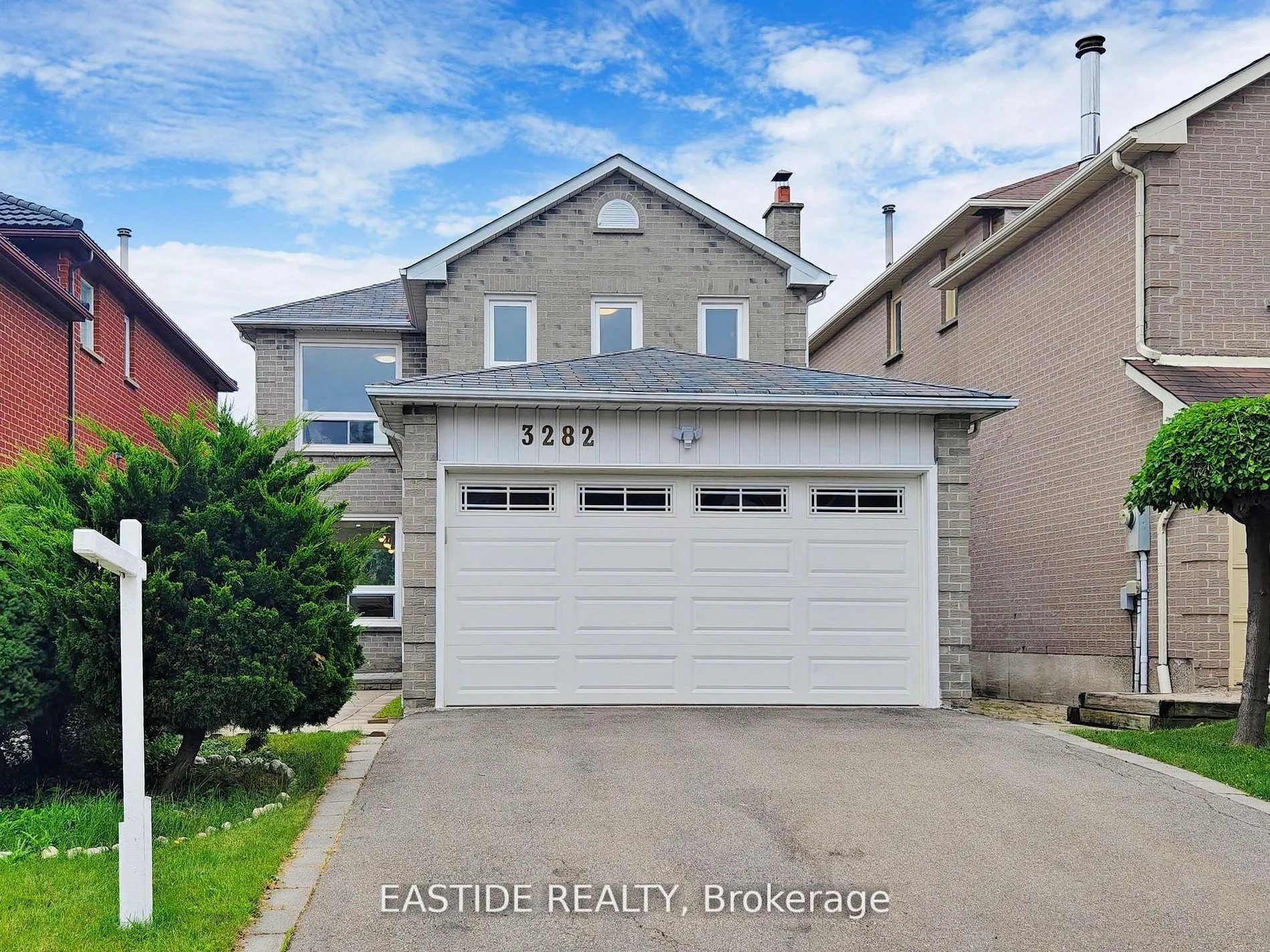 3282 Dragon Drive, Mississauga, ON L5B 3G7