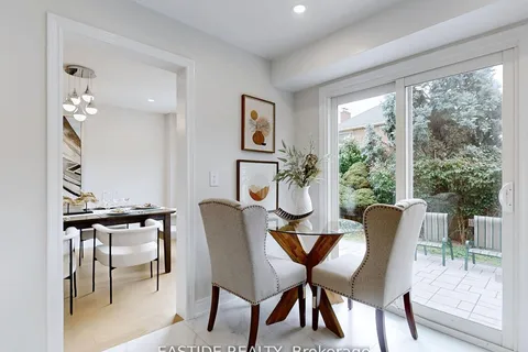 3282 Dragon Drive, Mississauga, ON L5B 3G7