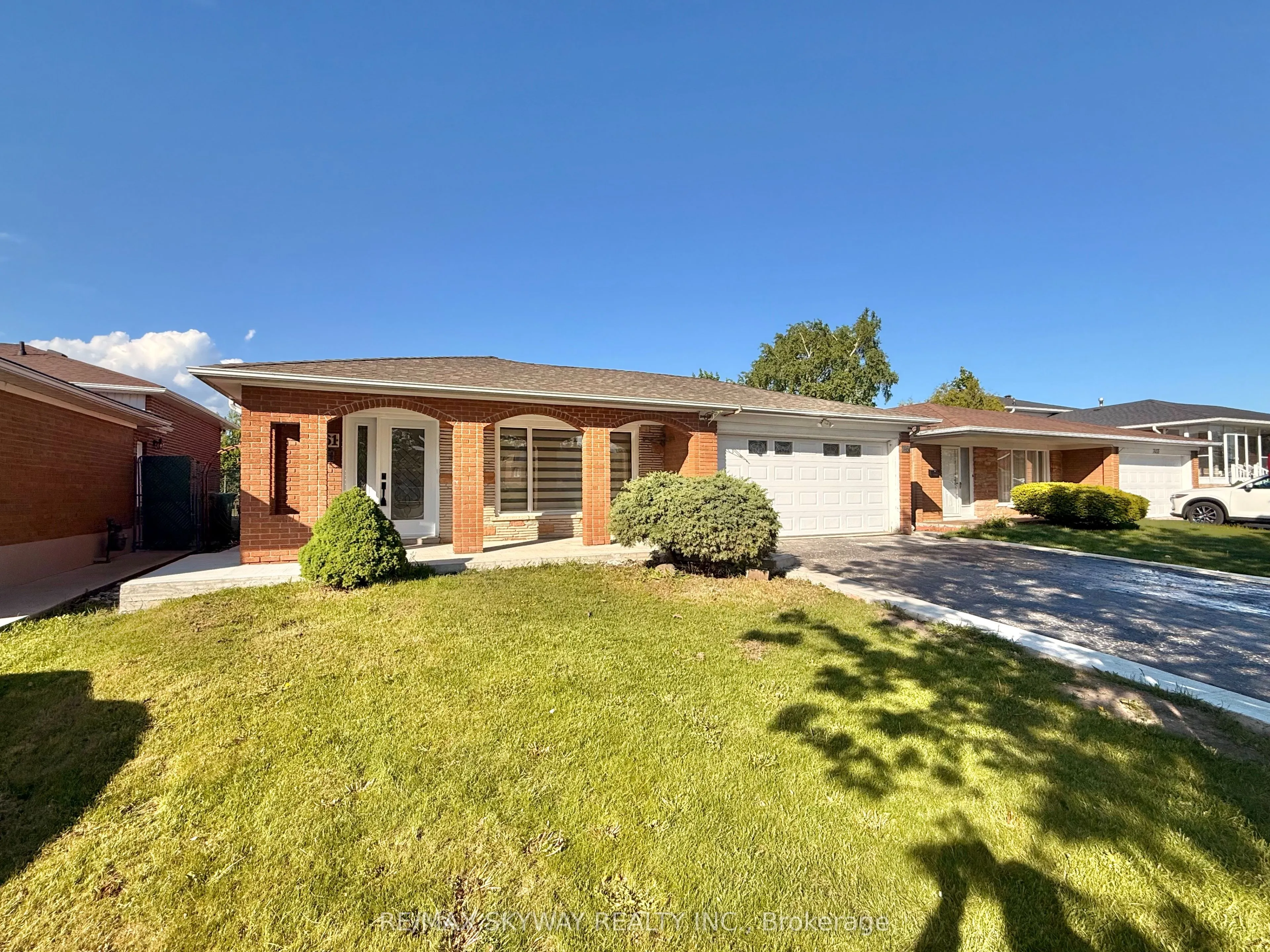 7461 Netherwood Road, ON L4T 2N7