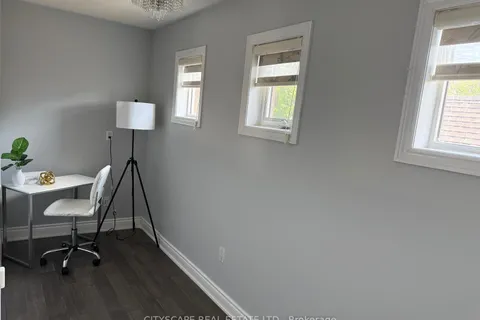 194 Tawny Crescent, ON L6L 6T4