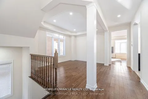84 Roulette Crescent, ON L7A 4R6