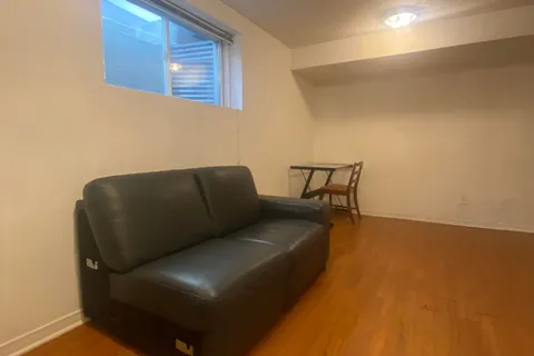 15 Haynes Avenue, ON M3J 3P8